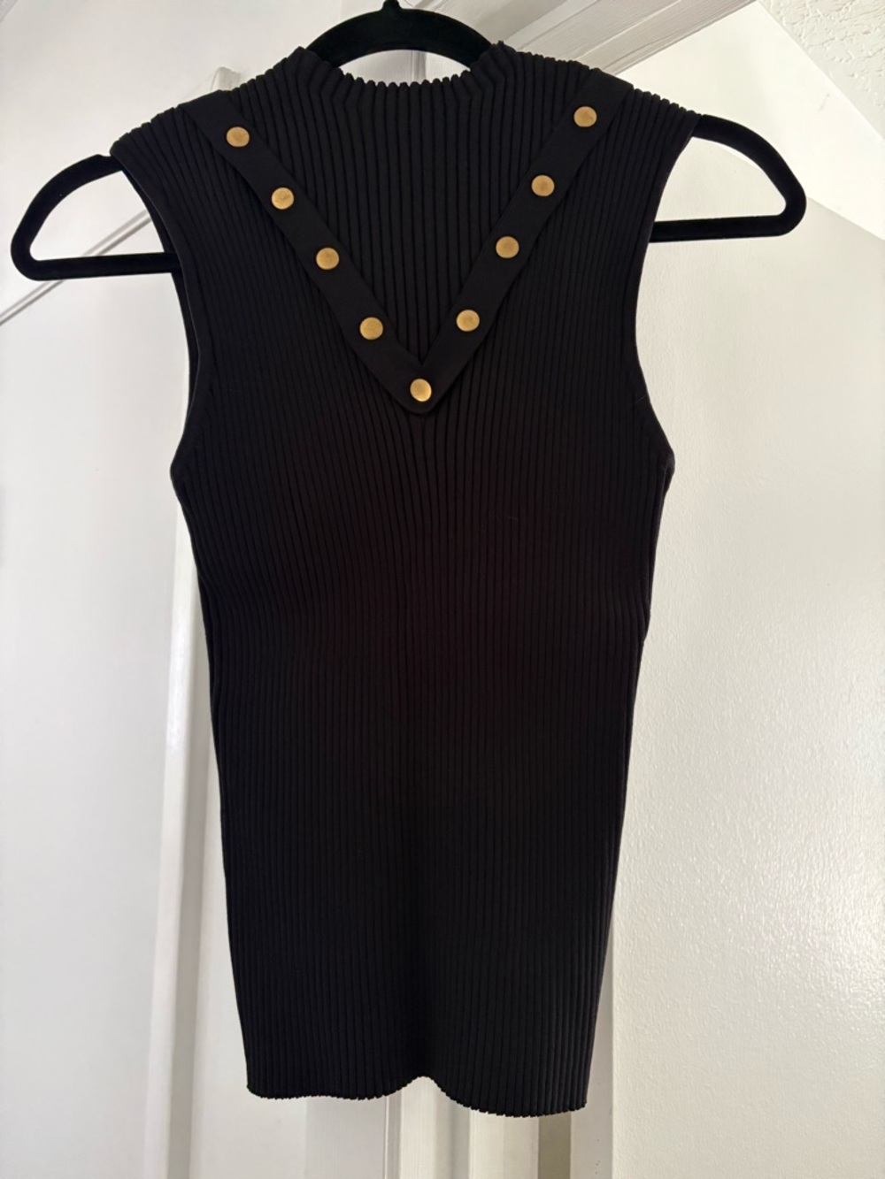Large, NWT Anthropologie Eva Franco Black Sleeveless Top with Gold Details